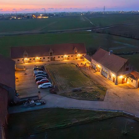 Holiday Home 'T Hof Der Witte Damen Veurne Exteriör bild