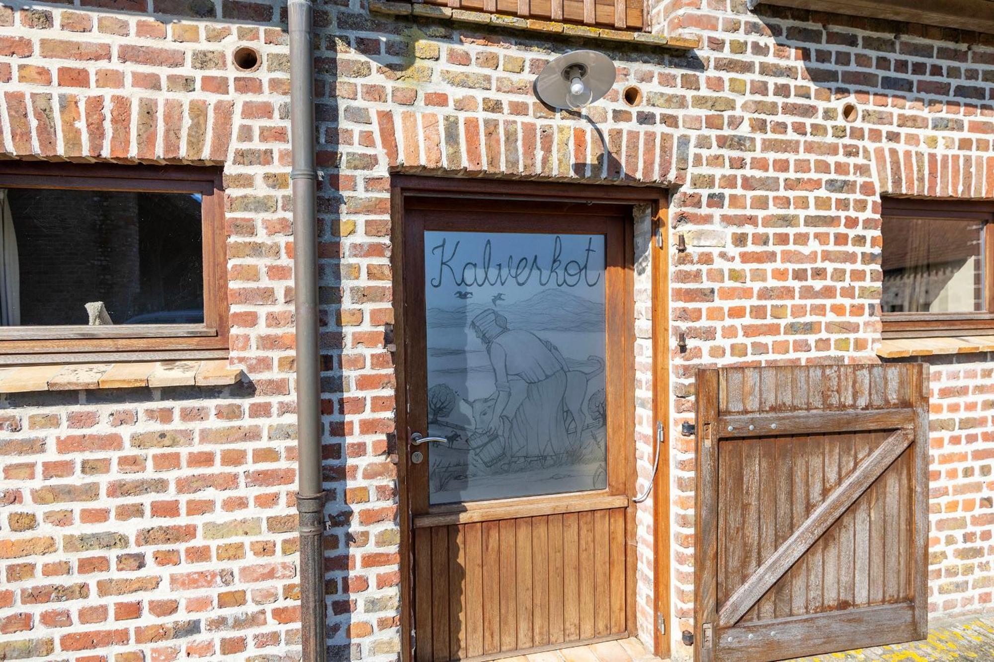 Holiday Home 'T Hof Der Witte Damen Veurne Rum bild